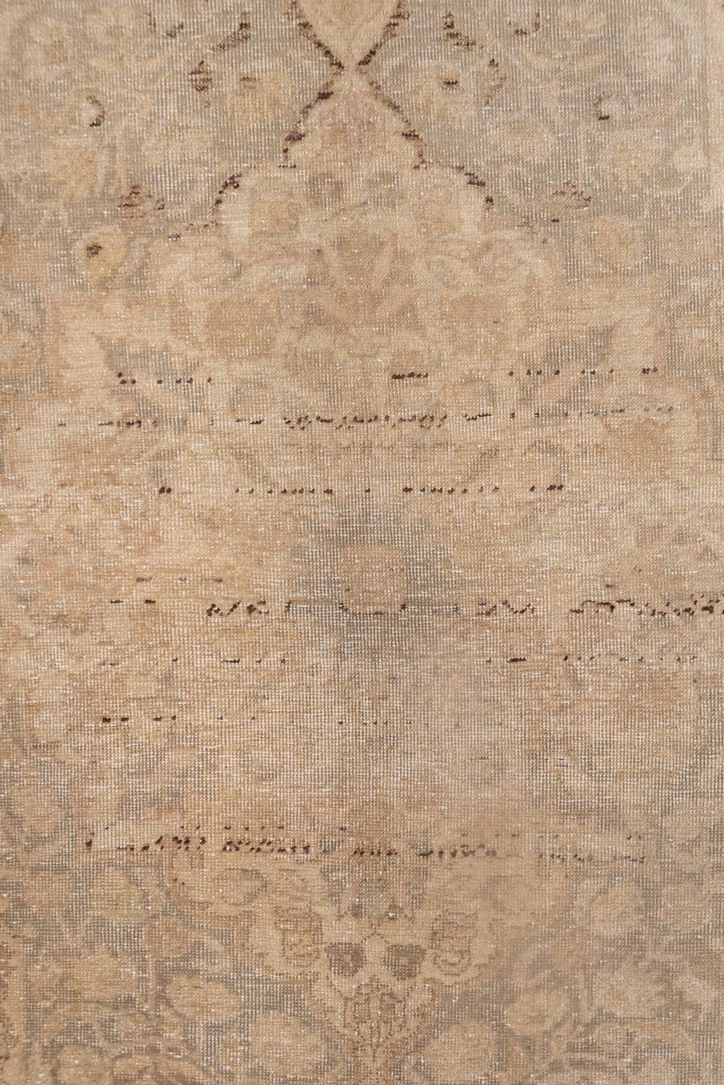 4' x 6' one-of-a-kind handmade vintage Sivas small size rug. Color palette: peach, ivory, taupe, beige, camel, light gray