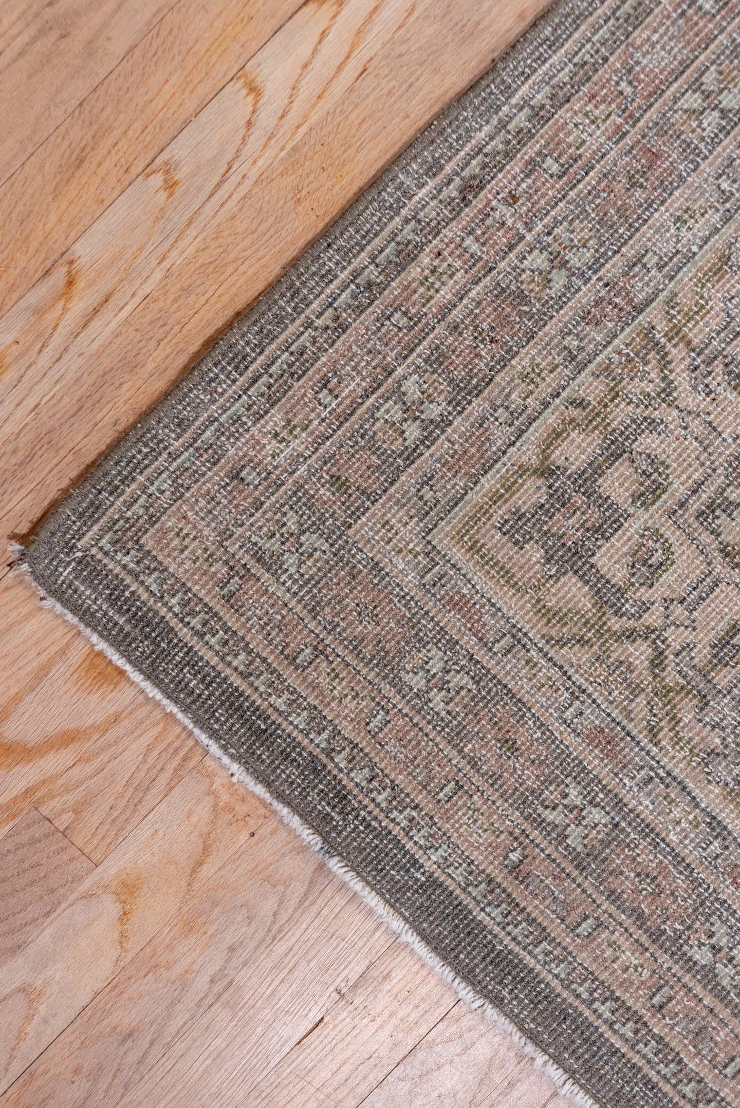 9' x 12' one-of-a-kind handmade vintage Mahal large size rug. Color palette: taupe, ivory, dusty rose, slate, beige