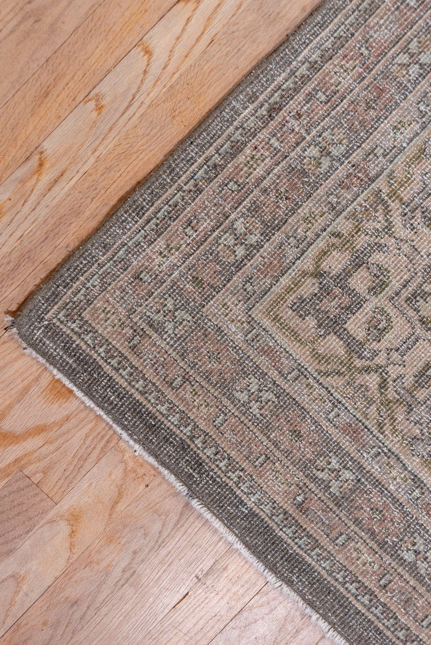 9' x 12' one-of-a-kind handmade vintage Mahal large size rug. Color palette: taupe, ivory, dusty rose, slate, beige