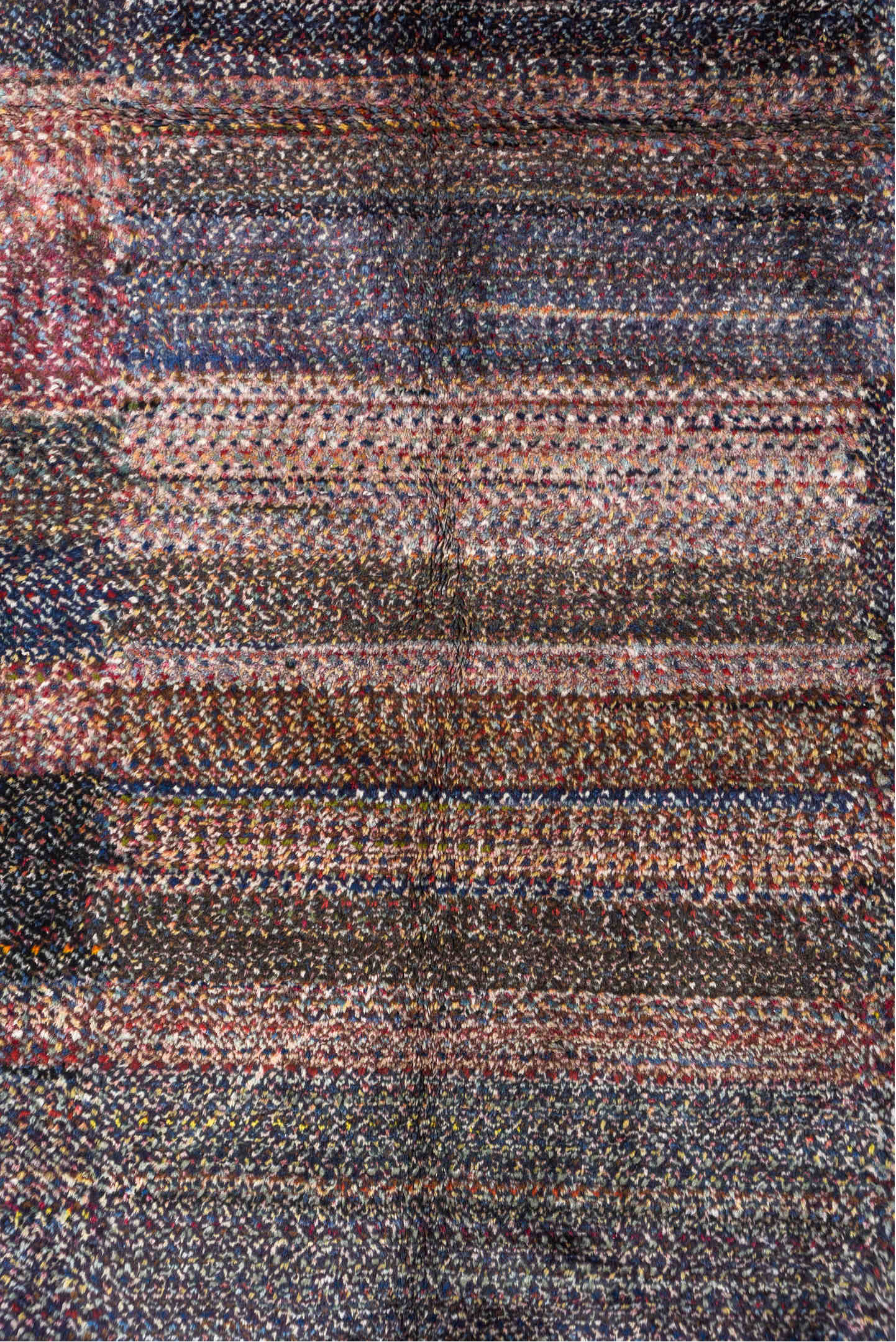 5' x 9' one-of-a-kind handmade vintage Kars medium size rug. Color palette: blue, dark gray, gray, light gray, off-white