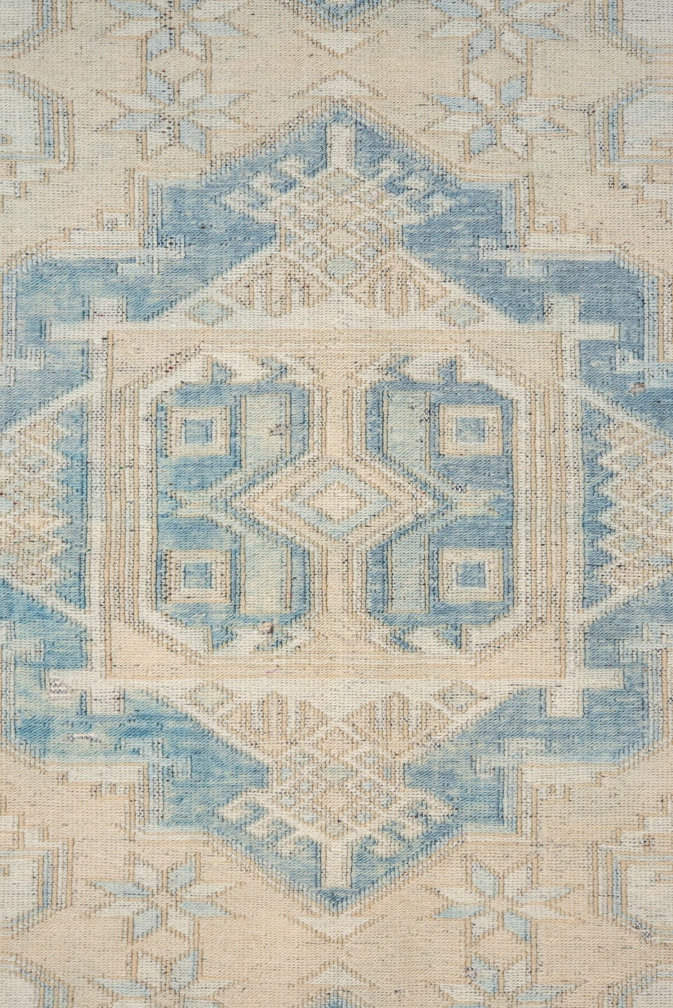 4' x 5' one-of-a-kind handmade vintage Sumak small size rug. Color palette: ivory, sky blue, beige, cream, taupe, light blue