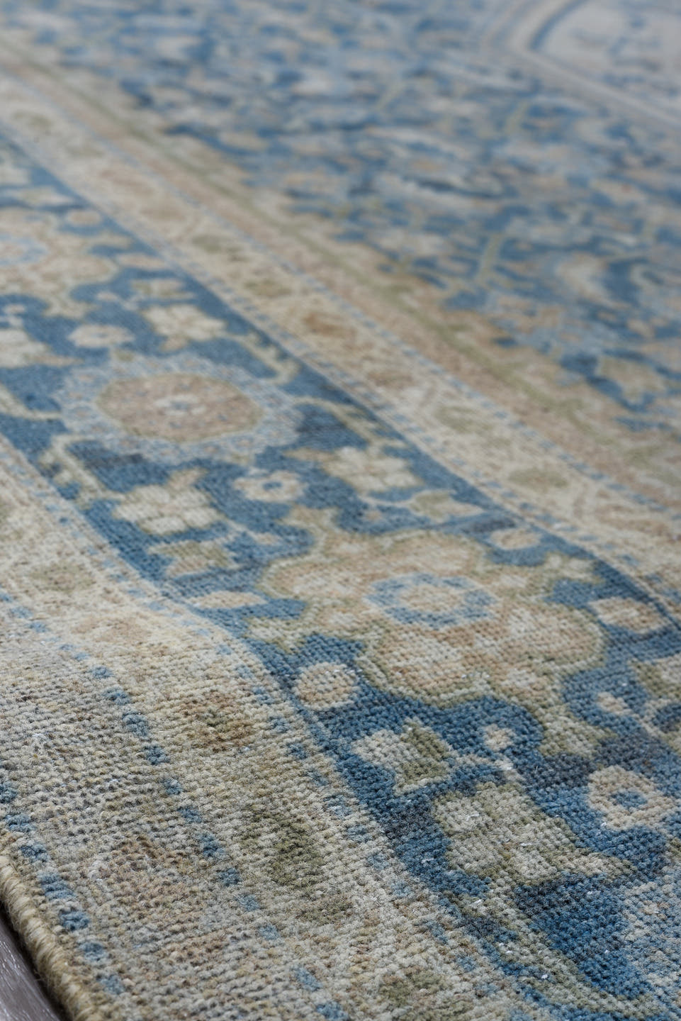 7' x 10' one-of-a-kind handmade vintage Tabriz large size rug. Color palette: blue, ivory, slate, cream, taupe, beige, gray