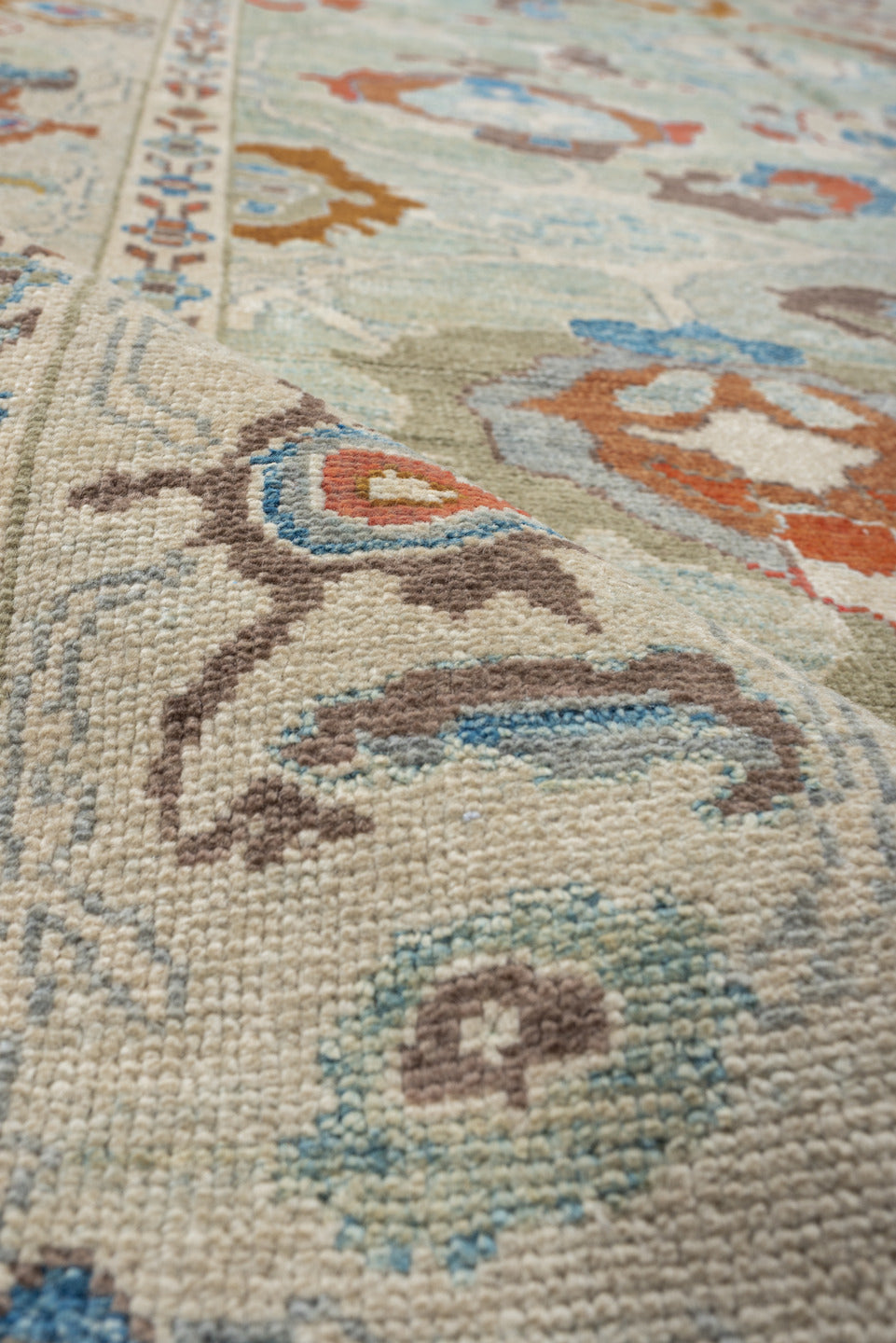 6' x 9' one-of-a-kind handmade vintage Sultanabad medium size rug. Color palette: pale aqua, ivory, coral, sky blue, taupe