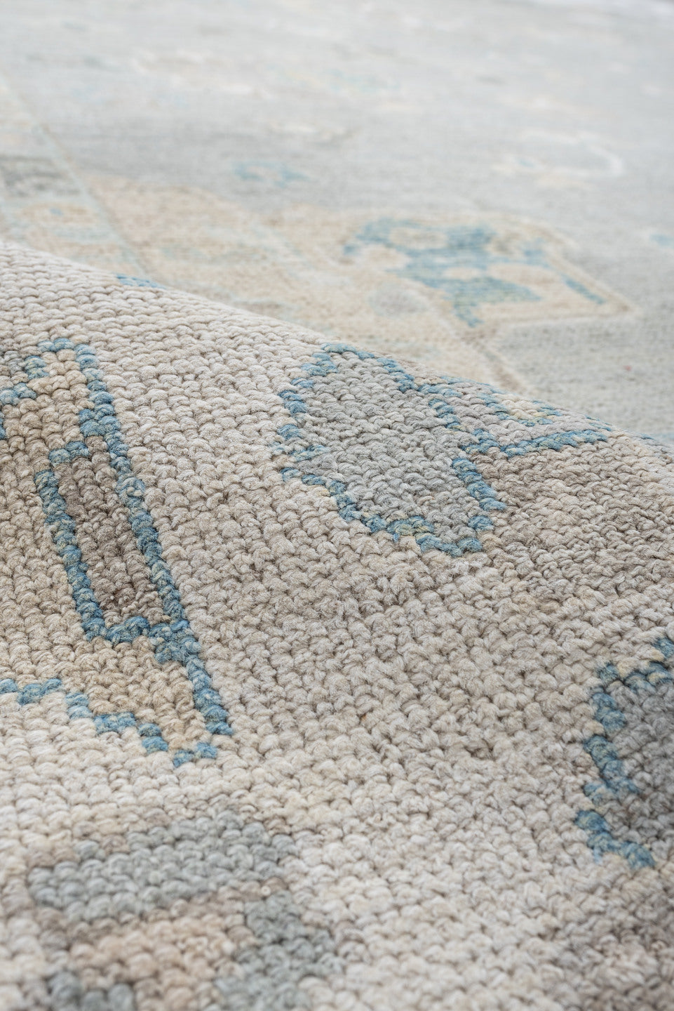 8' x 10' one-of-a-kind handmade vintage Oushak large size rug. Color palette: pale blue, ivory, taupe, sky blue, beige, gray