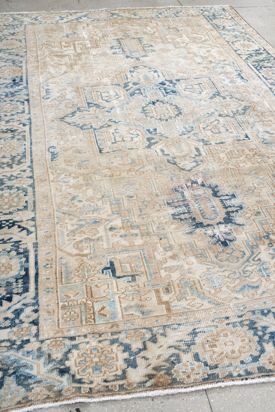 7' x 10' one-of-a-kind handmade vintage Heriz large size rug. Color palette: ivory, powder blue, beige, slate, cream, taupe