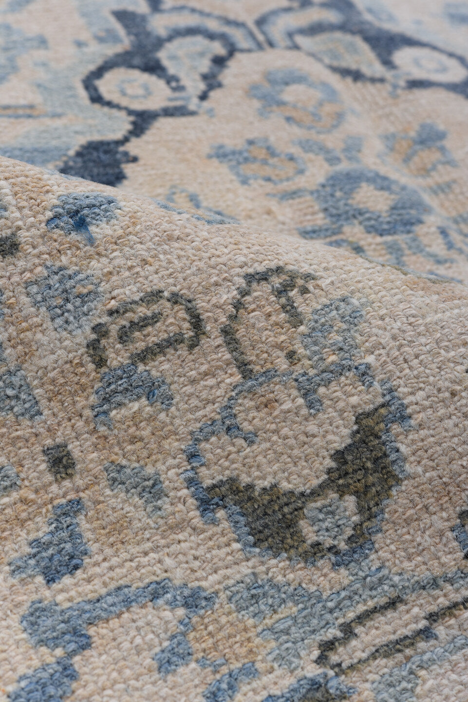 4' x 6' one-of-a-kind handmade antique Malayer small size rug. Color palette: ivory, sky blue, slate, charcoal, taupe, cream