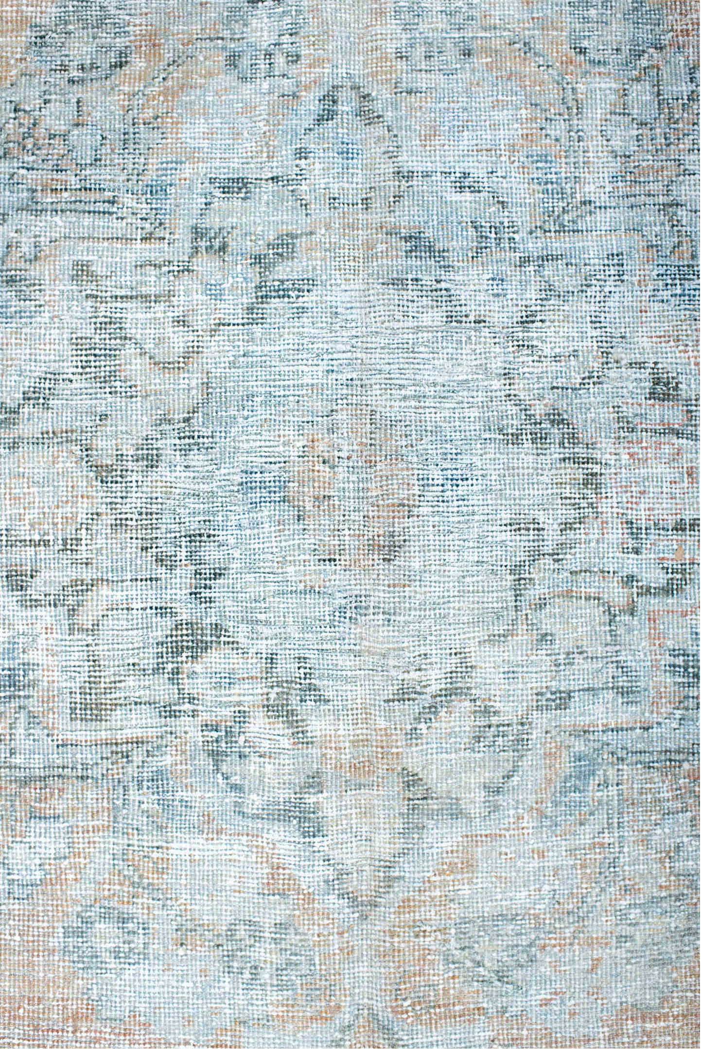 10' x 13' one-of-a-kind handmade vintage Mahal large size rug. Color palette: beige, ivory, sky blue