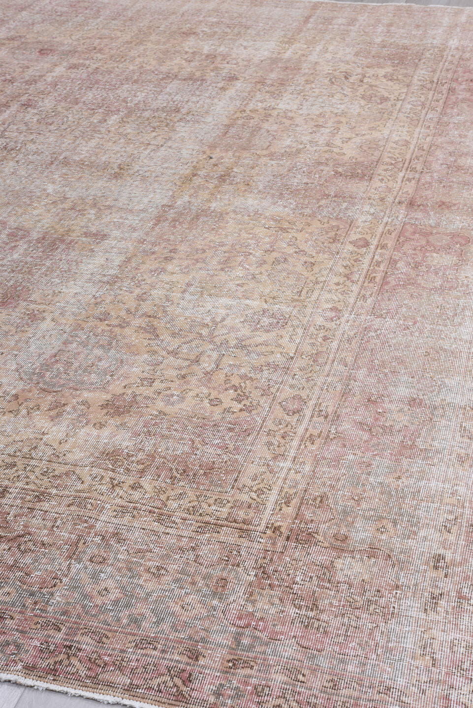 9' x 13' one-of-a-kind handmade antique Sparta large size rug. Color palette: ivory, rose, taupe, blush, beige, dusty pink