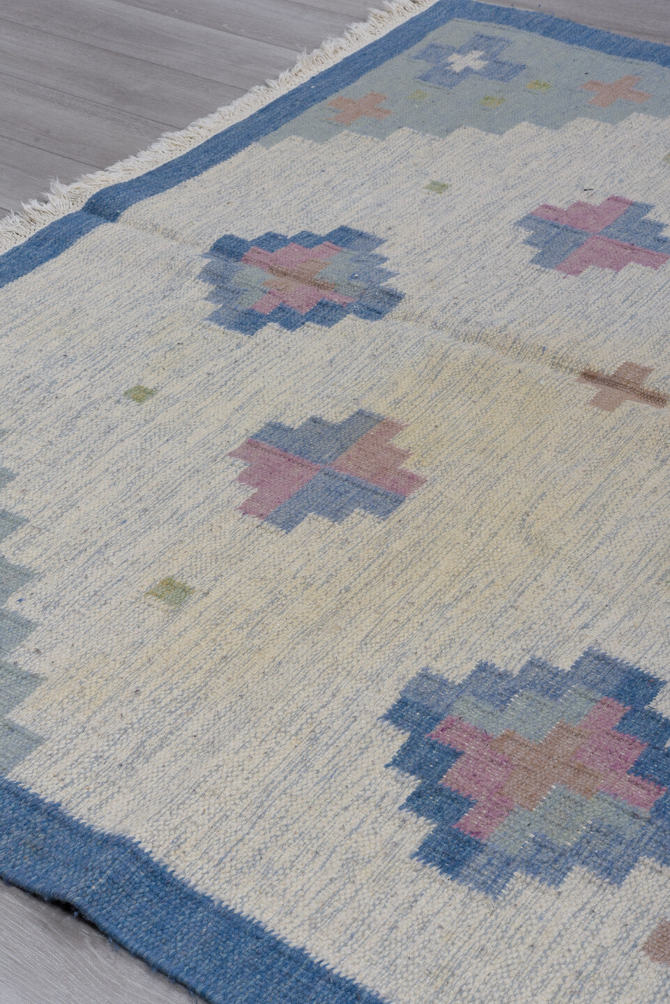 6' x 9' one-of-a-kind handmade vintage Rollaken medium size rug. Color palette: blue, brown, dim gray, fiord, gainsboro