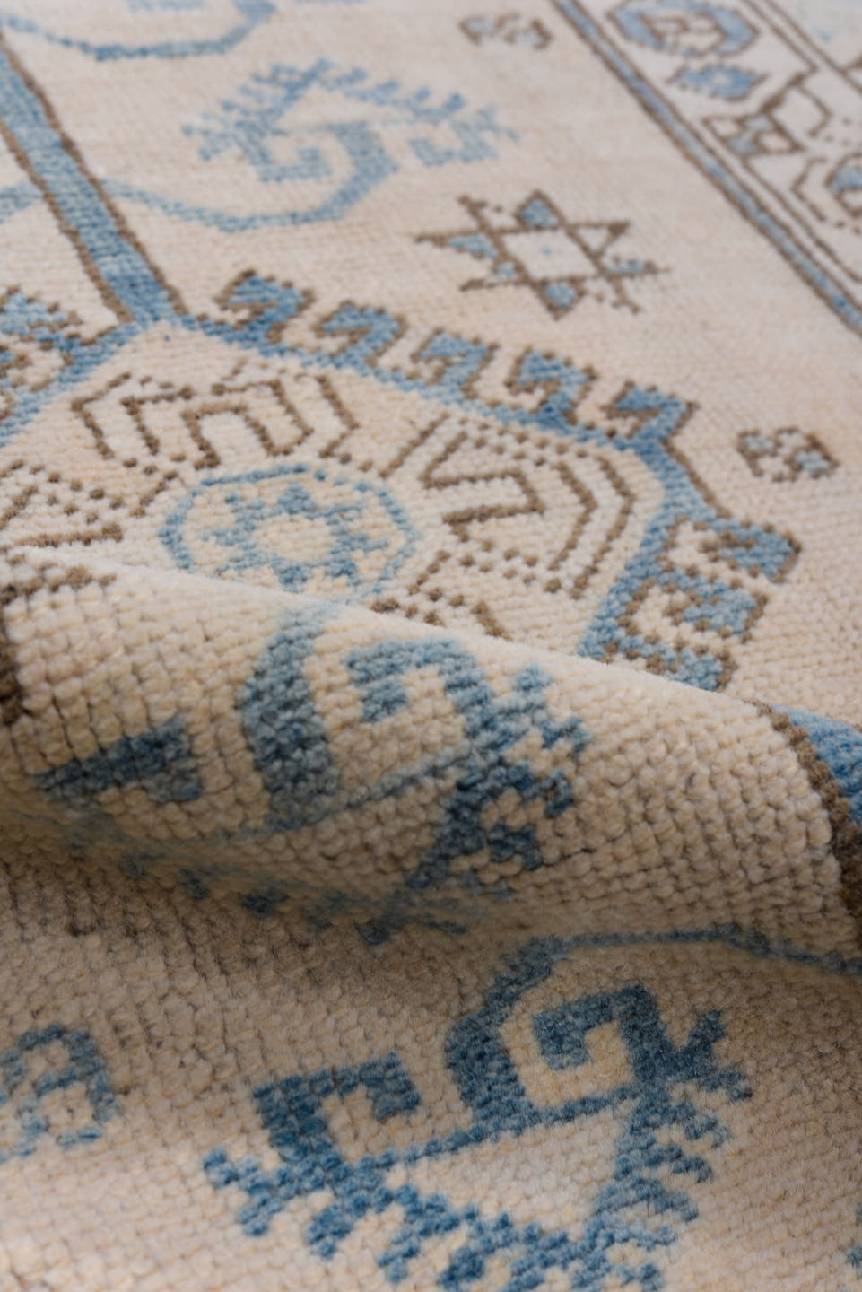 2' x 3' one-of-a-kind handmade vintage Oushak small size rug. Color palette: ivory, sky_blue, taupe, brown, beige