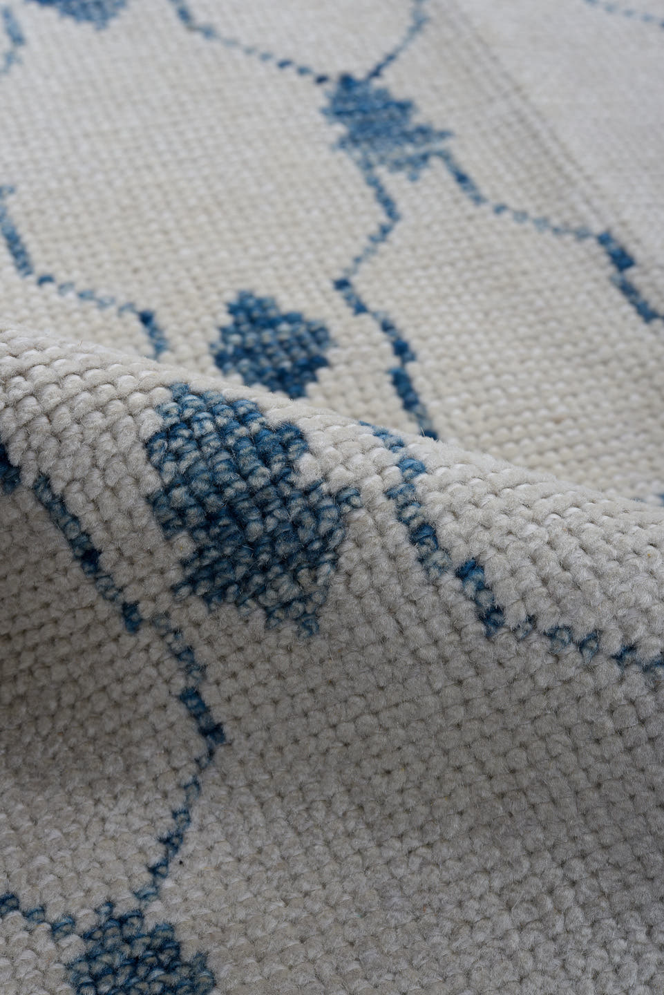 10' x 14' one-of-a-kind handmade vintage Oushak large size rug. Color palette: ivory, pale blue, cream, light gray