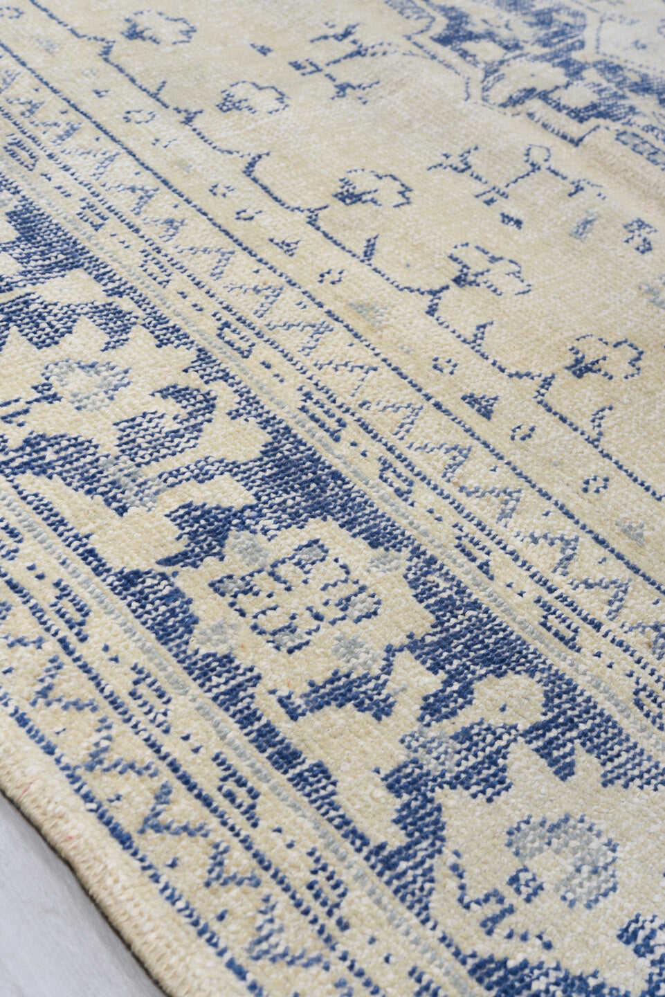 7' x 10' one-of-a-kind handmade vintage Sparta large size rug. Color palette: black, blue, charcoal, dark gray, gainsboro