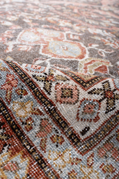 Antique Mahal Area Rug (10' x 14')