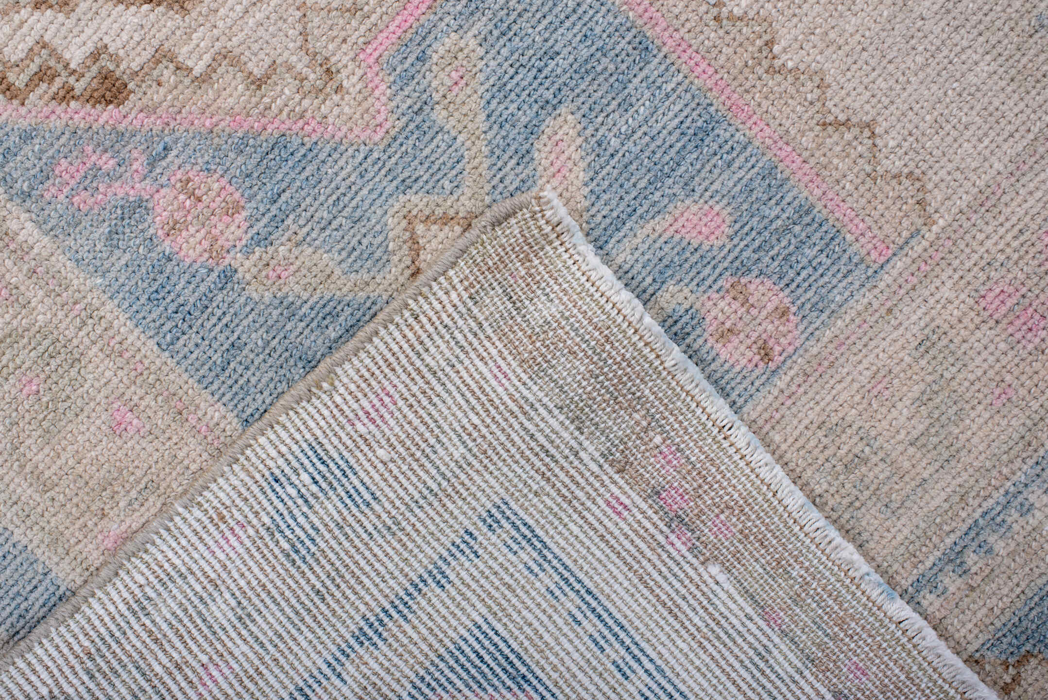 5' x 9' one-of-a-kind handmade antique Hamadan medium size rug. Color palette: ivory, powder_blue, blush, camel, taupe