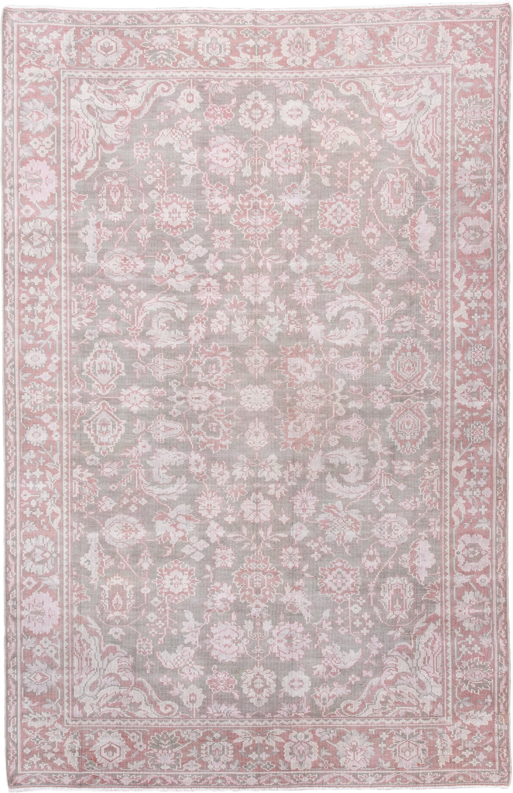 6' x 9' one-of-a-kind handmade antique Sivas medium size rug. Color palette: taupe, blush, ivory, rose, dusty pink, beige