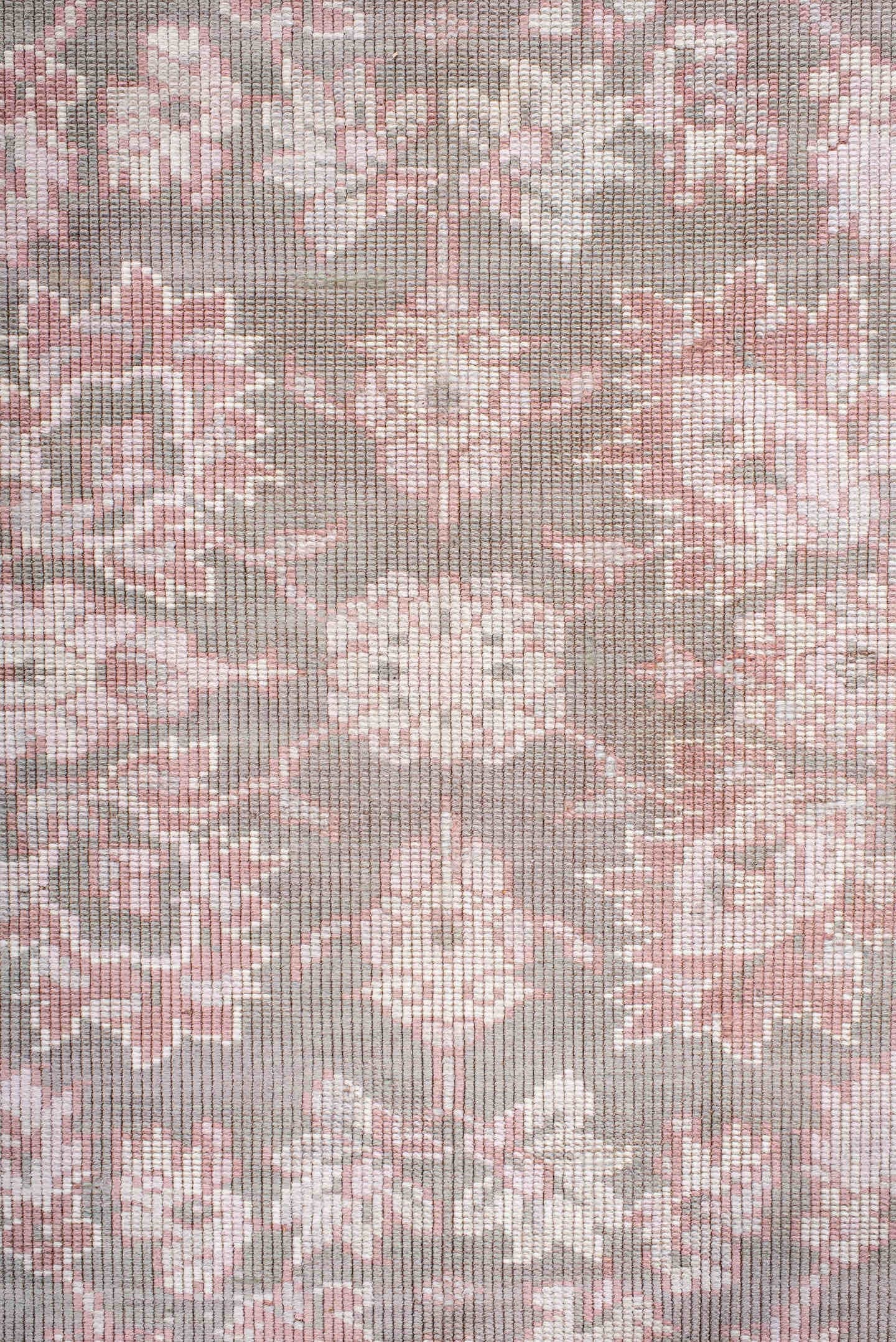 6' x 9' one-of-a-kind handmade antique Sivas medium size rug. Color palette: taupe, blush, ivory, rose, dusty pink, beige