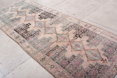 Antique Area Rug (0' x 0')