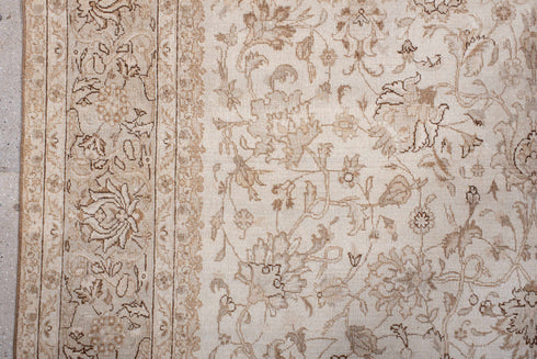 Vintage Sivas Area Rug (5' x 8')