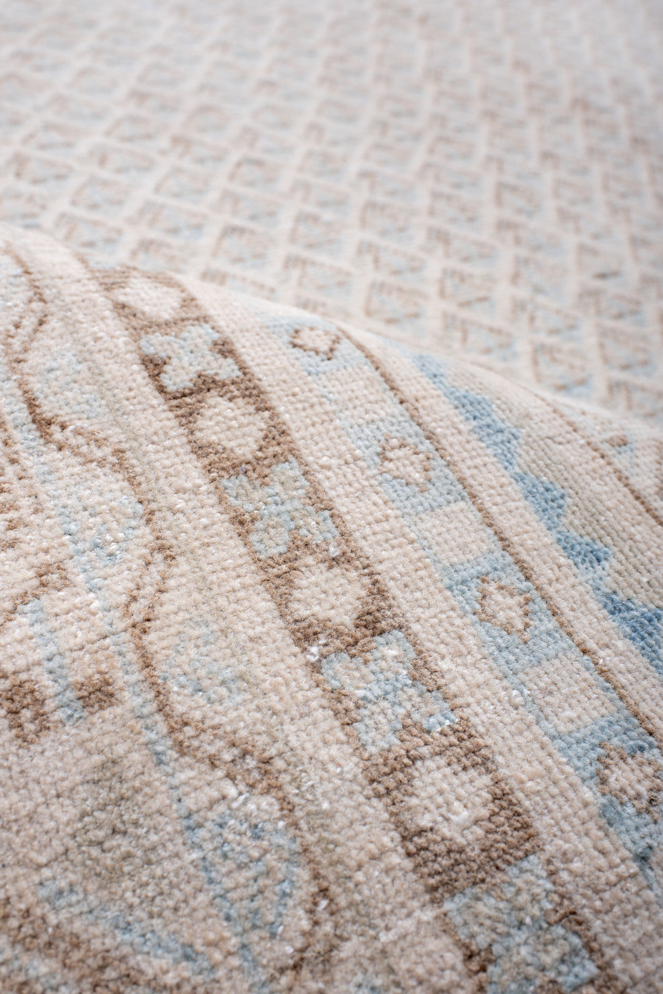 9' x 10' one-of-a-kind handmade vintage Saraband large size rug. Color palette: brown, dark gray, gainsboro, gray