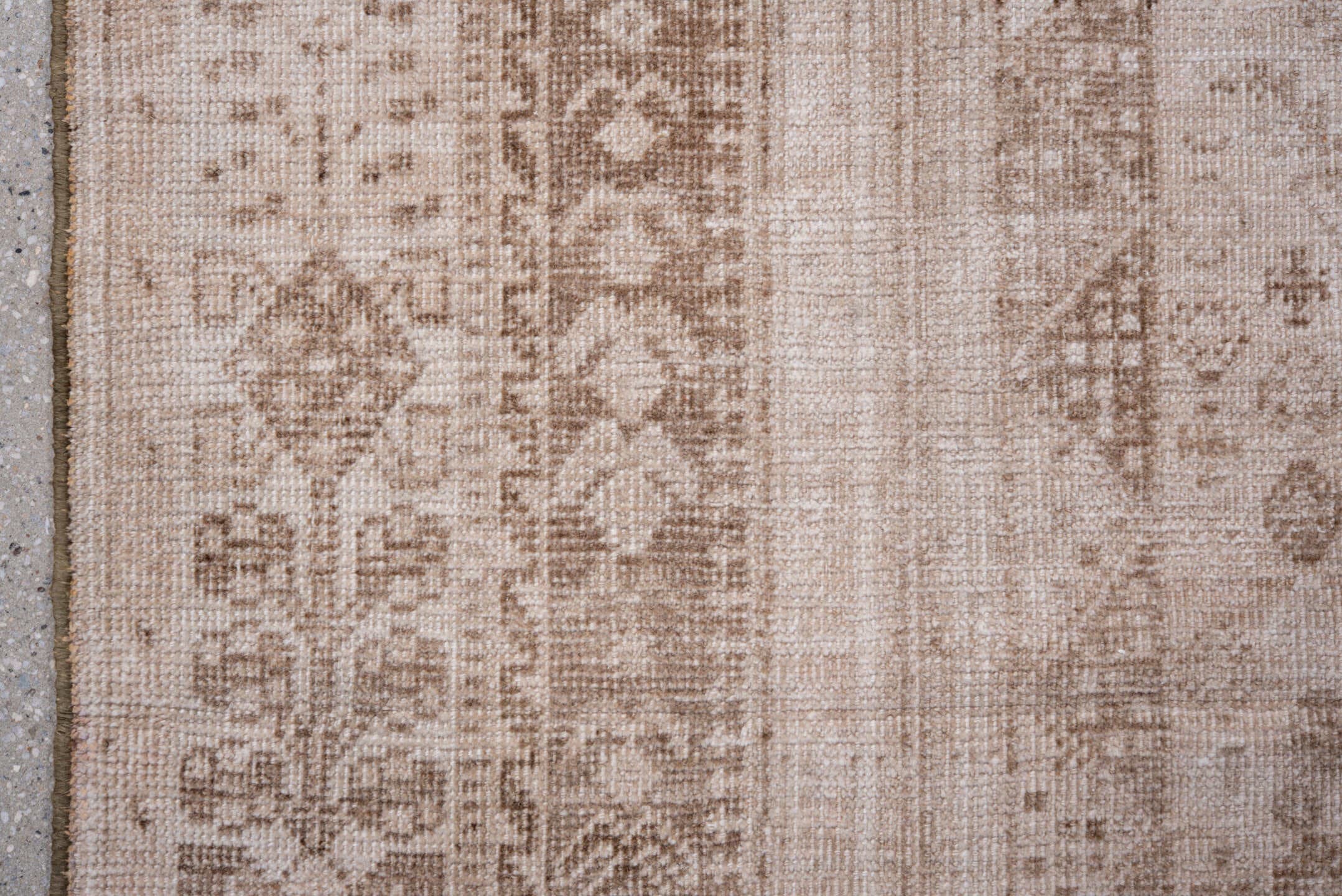 5' x 8' one-of-a-kind handmade vintage Shiraz medium size rug. Color palette: ivory, taupe, beige, camel, sand, gray