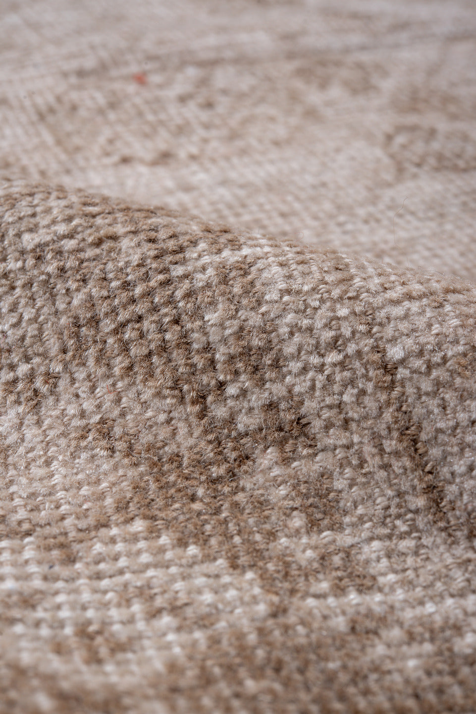 5' x 8' one-of-a-kind handmade vintage Shiraz medium size rug. Color palette: ivory, taupe, beige, camel, sand, gray
