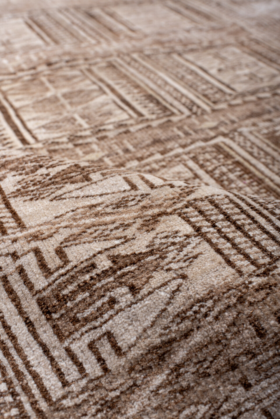 3' x 6' one-of-a-kind handmade vintage Belouch small size rug. Color palette: antiquewhite, brown, gray, light gray, linen