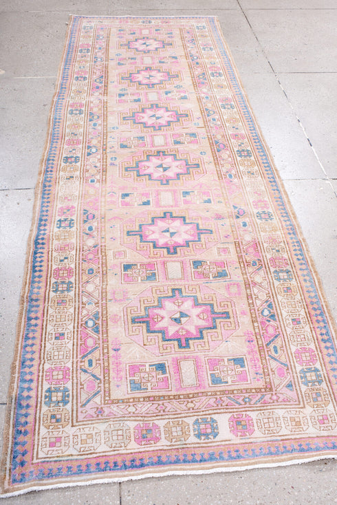 Antique Sarab Runner Rug (3' x 9')
