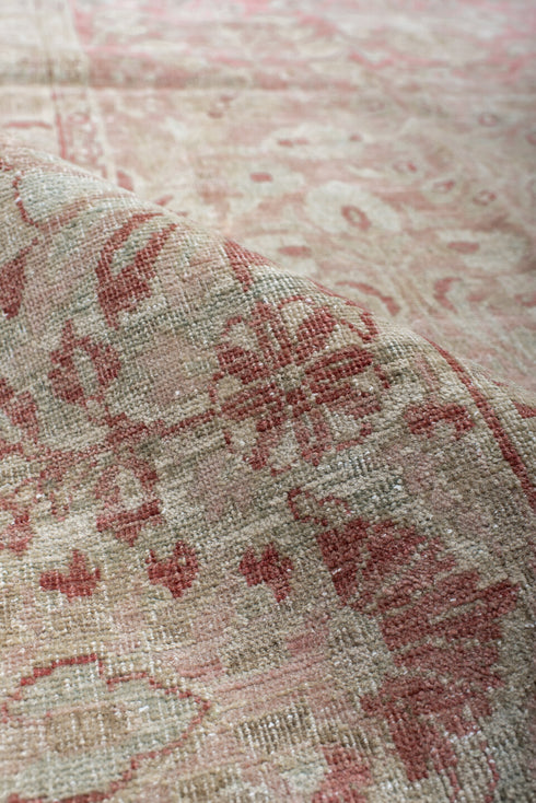 Antique Sarouk Area Rug (8' x 11')