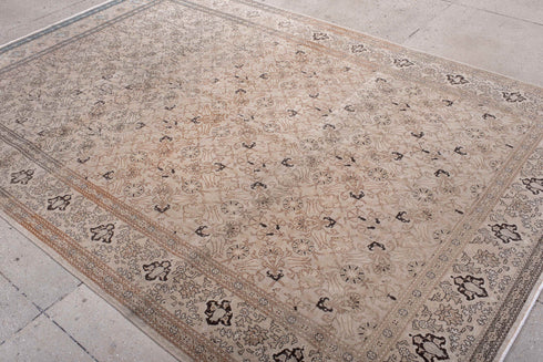 Antique Sivas Area Rug (6' x 9')