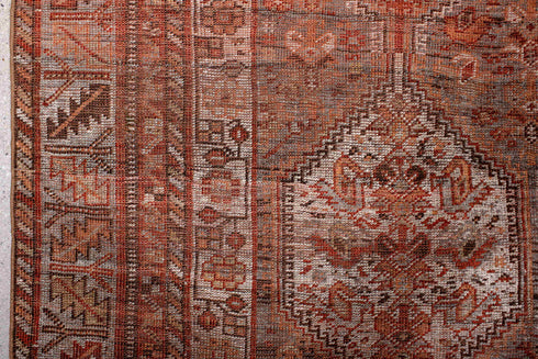 Antique Shiraz Area Rug (6' x 9')