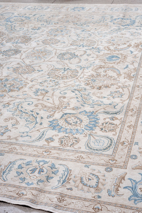 Vintage Tabriz Area Rug (10' x 13')