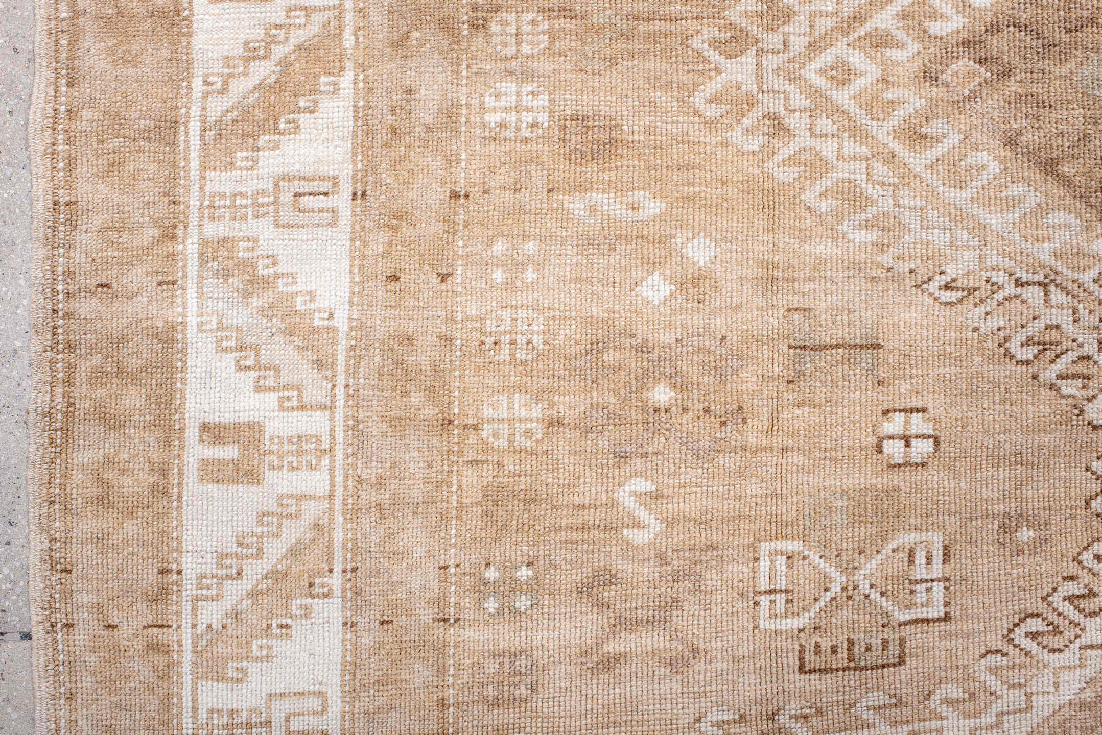 5' x 8' one-of-a-kind handmade antique Kars medium size rug. Color palette: beige, ivory, taupe, camel, sand, brown, gray