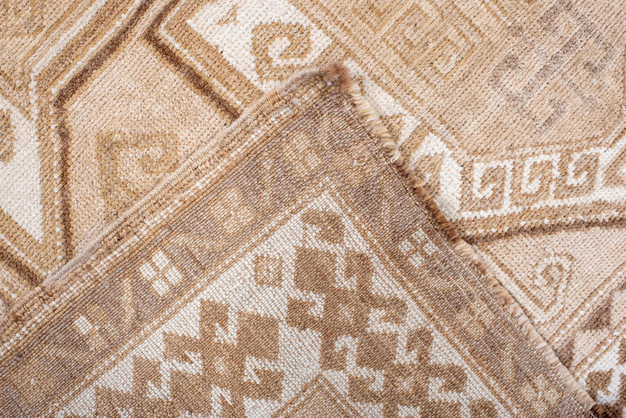 4' x 5' one-of-a-kind handmade vintage Kars small size rug. Color palette: antiquewhite, blanched almond, brown, gray