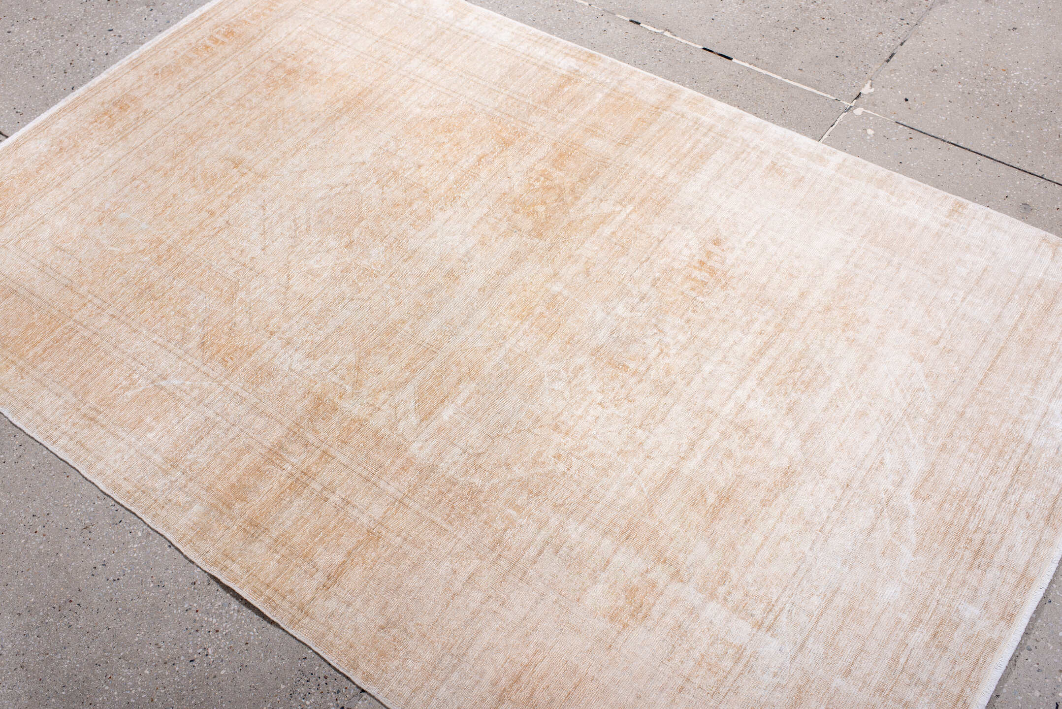 4' x 6' one-of-a-kind handmade vintage Kaisary small size rug. Color palette: brown, gainsboro, gray, light gray, off-white