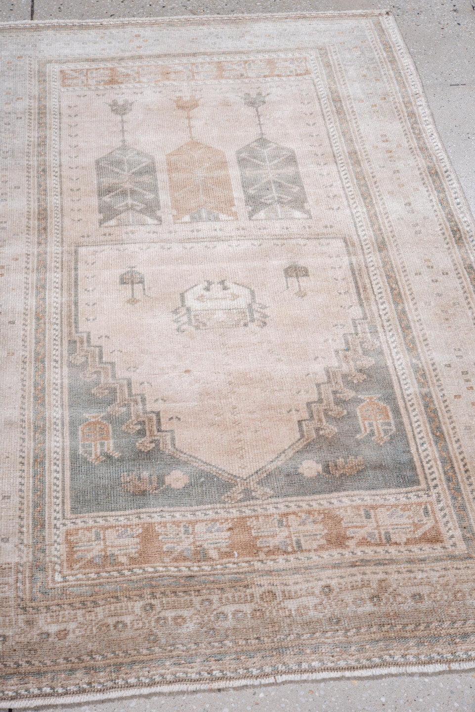 3' x 5' one-of-a-kind handmade vintage Anatol small size rug. Color palette: dim gray, gainsboro, gray, light gray