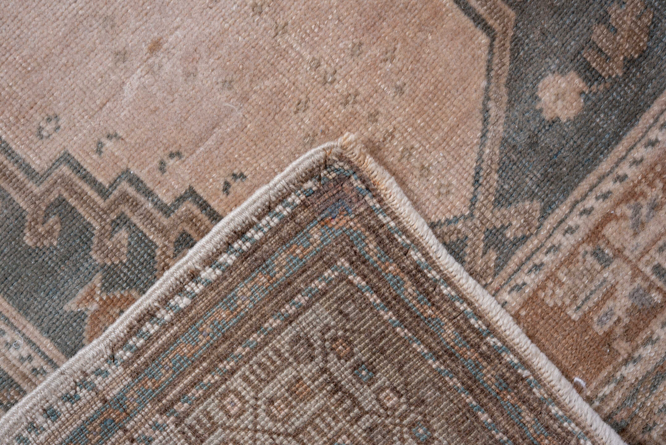 3' x 5' one-of-a-kind handmade vintage Anatol small size rug. Color palette: dim gray, gainsboro, gray, light gray