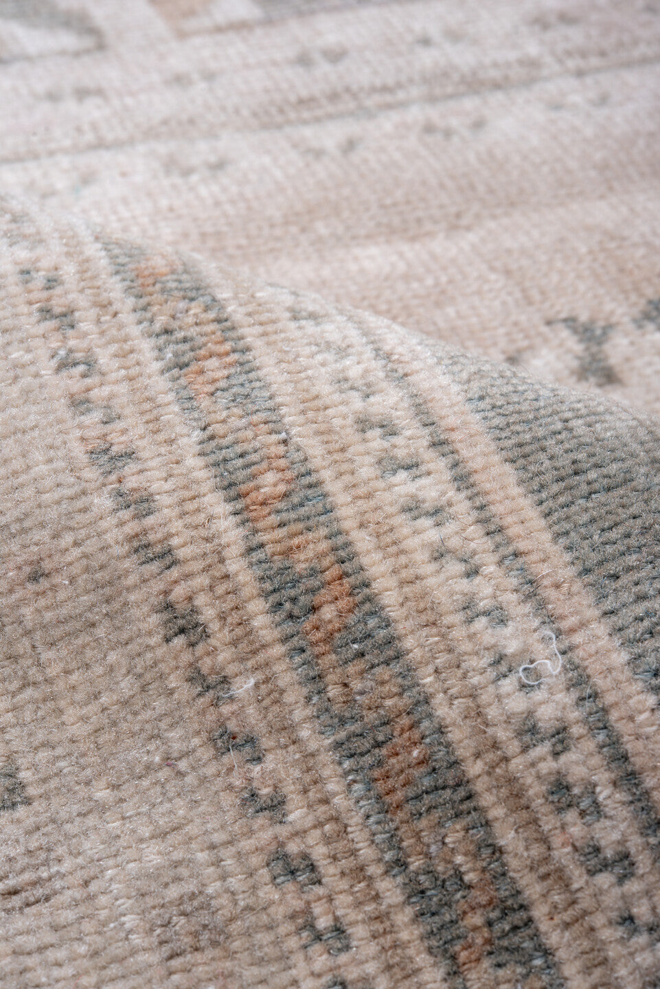 3' x 5' one-of-a-kind handmade vintage Anatol small size rug. Color palette: dim gray, gainsboro, gray, light gray