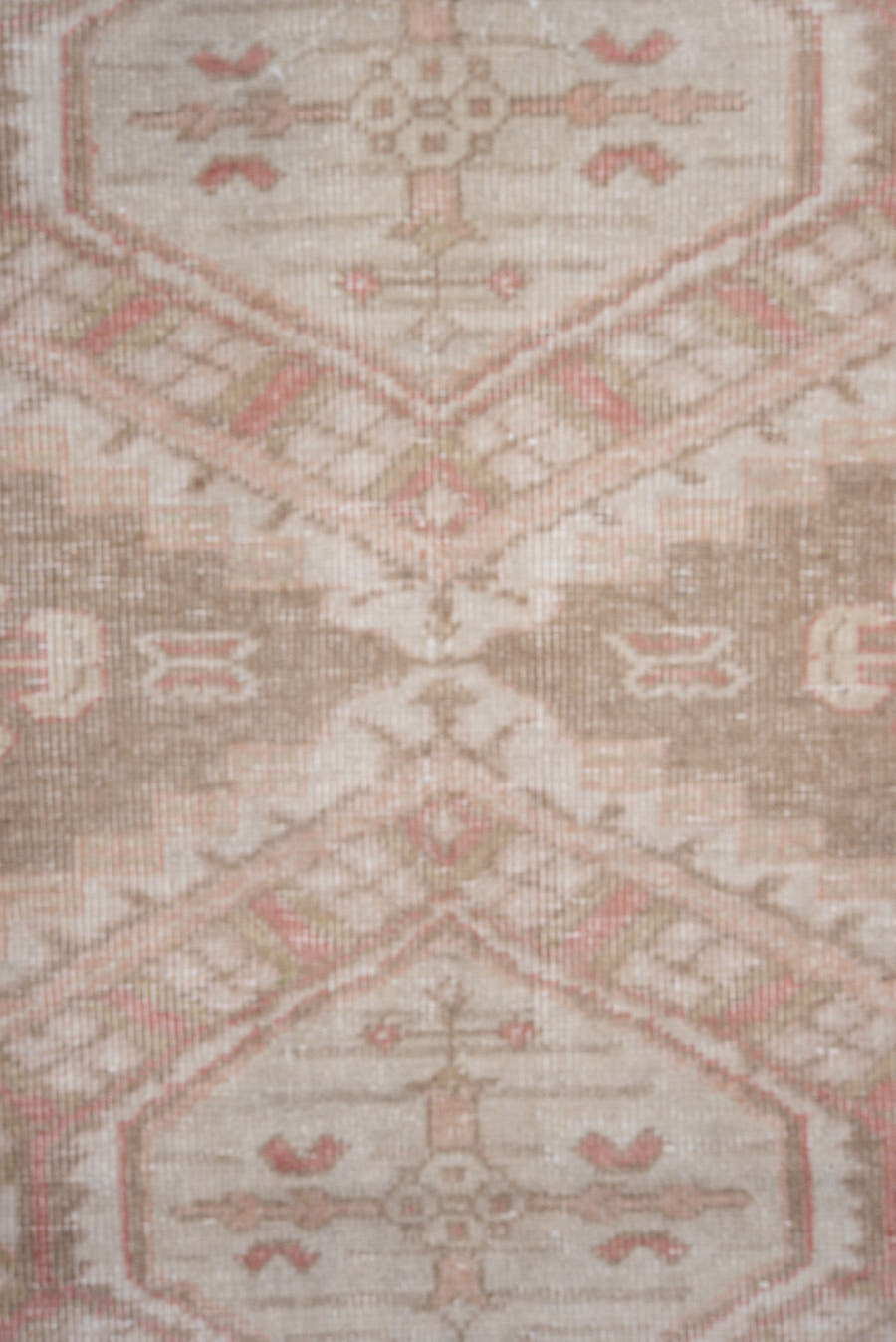4' x 7' one-of-a-kind handmade vintage Sarab rug. Color palette: taupe, ivory, blush, brown, rose, cream, beige, gray, pink