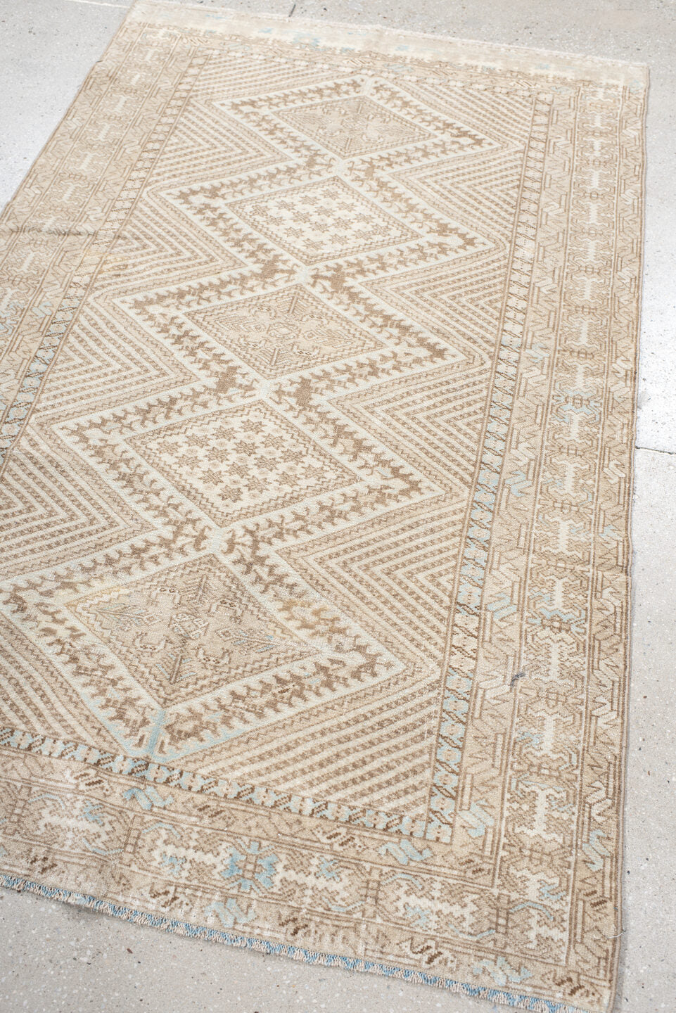 3' x 5' one-of-a-kind handmade vintage Shiraz small size rug. Color palette: ivory, beige, taupe, camel, pale blue, gray