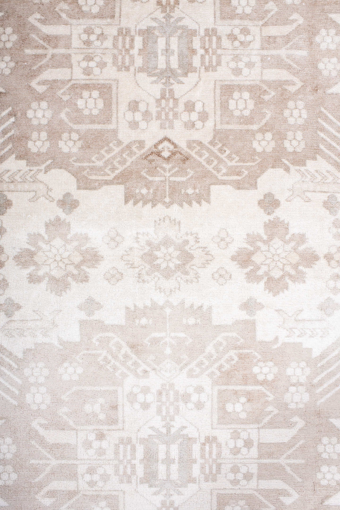 4' x 5' one-of-a-kind handmade antique Sivas small size rug. Color palette: ivory, taupe, beige, sand, camel, gray