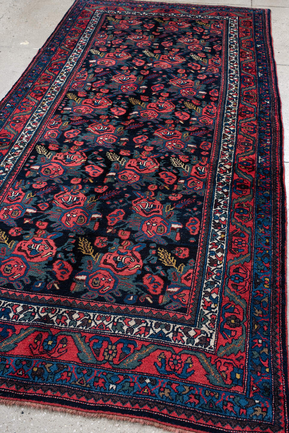 5' x 10' one-of-a-kind handmade vintage Bidjar medium size rug. Color palette: arapawa, blue, brown, dark slate gray