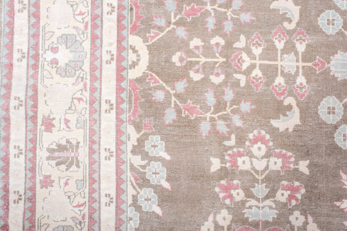 Antique Sivas Area Rug (7' x 11')