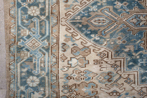 Antique Heriz Area Rug (6' x 9')