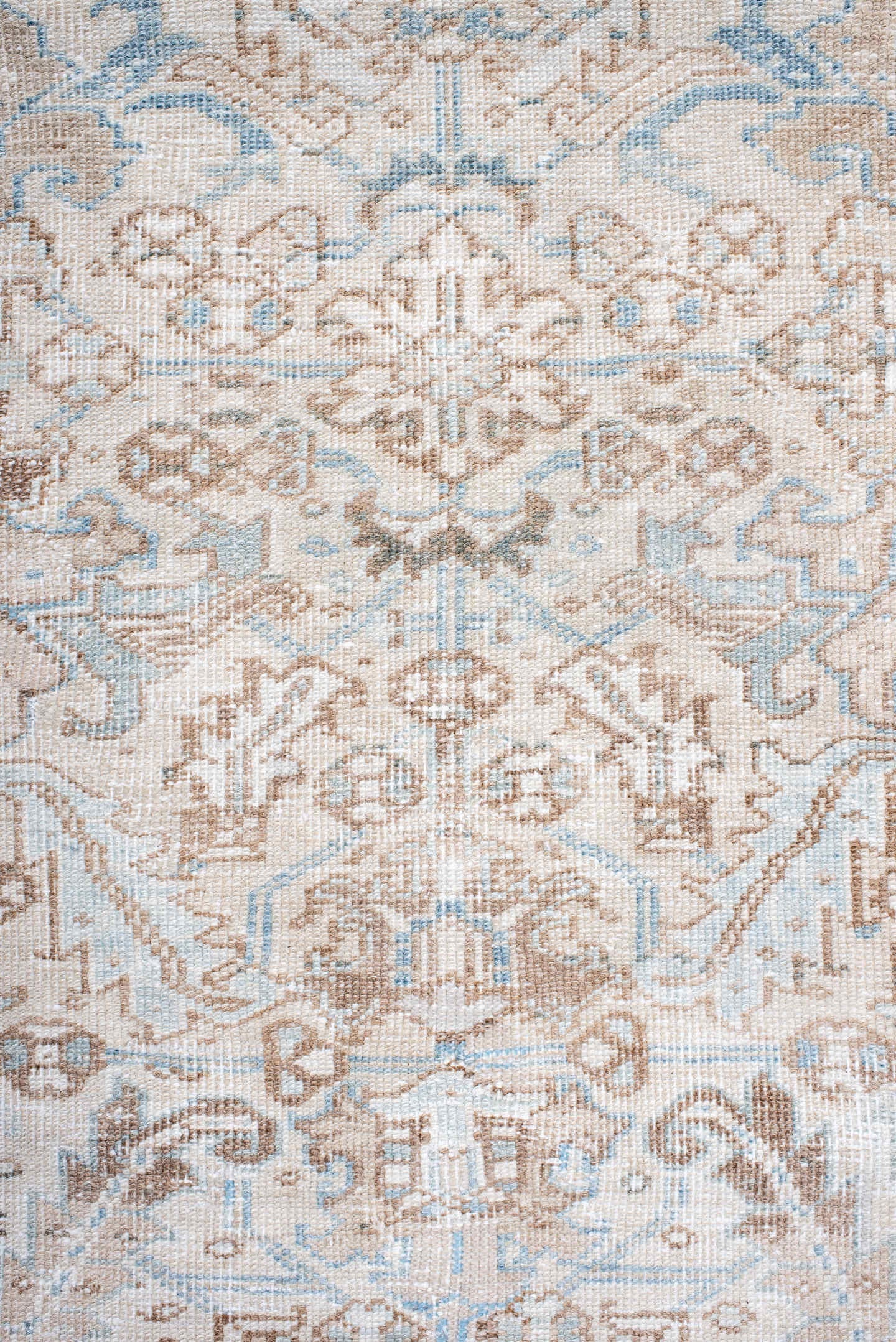 7' x 10' one-of-a-kind handmade antique Heriz large size rug. Color palette: ivory, taupe, powder_blue, beige, light_gray