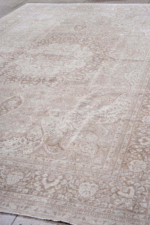 Vintage Tabriz Area Rug (8' x 13')