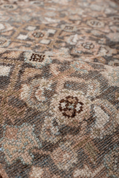 Antique Area Rug (0' x 0')