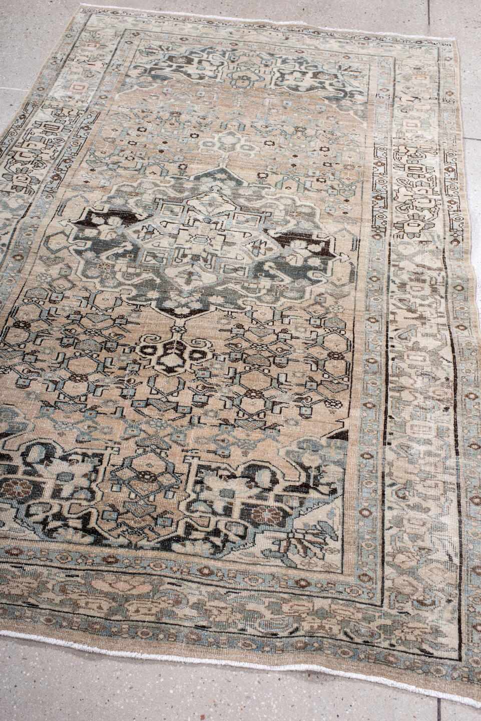 4' x 6' one-of-a-kind handmade antique Bidjar small size rug. Color palette: ivory, taupe, light blue, charcoal, beige