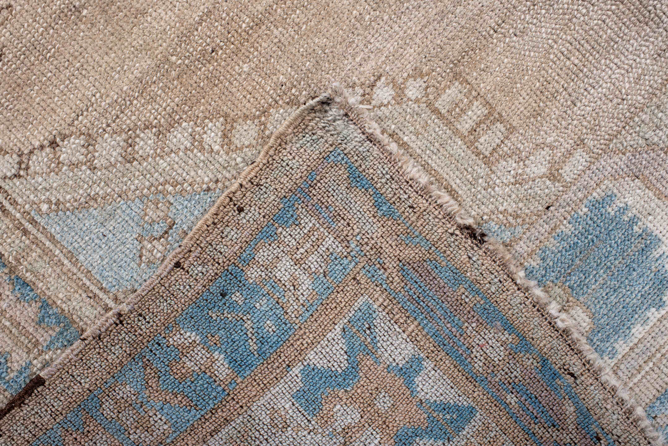 5' x 6' one-of-a-kind handmade vintage Oushak rug. Color palette: gainsboro, gray, light blue, light gray, light slate gray