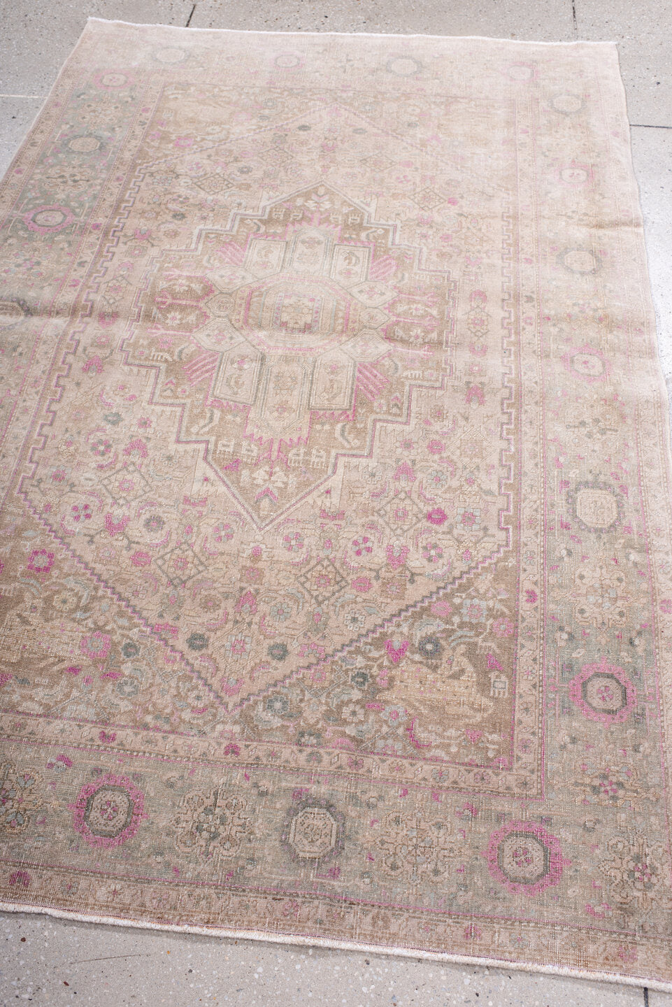4' x 6' one-of-a-kind handmade antique Bidjar small size rug. Color palette: ivory, taupe, rose, blush, sage, gray, beige