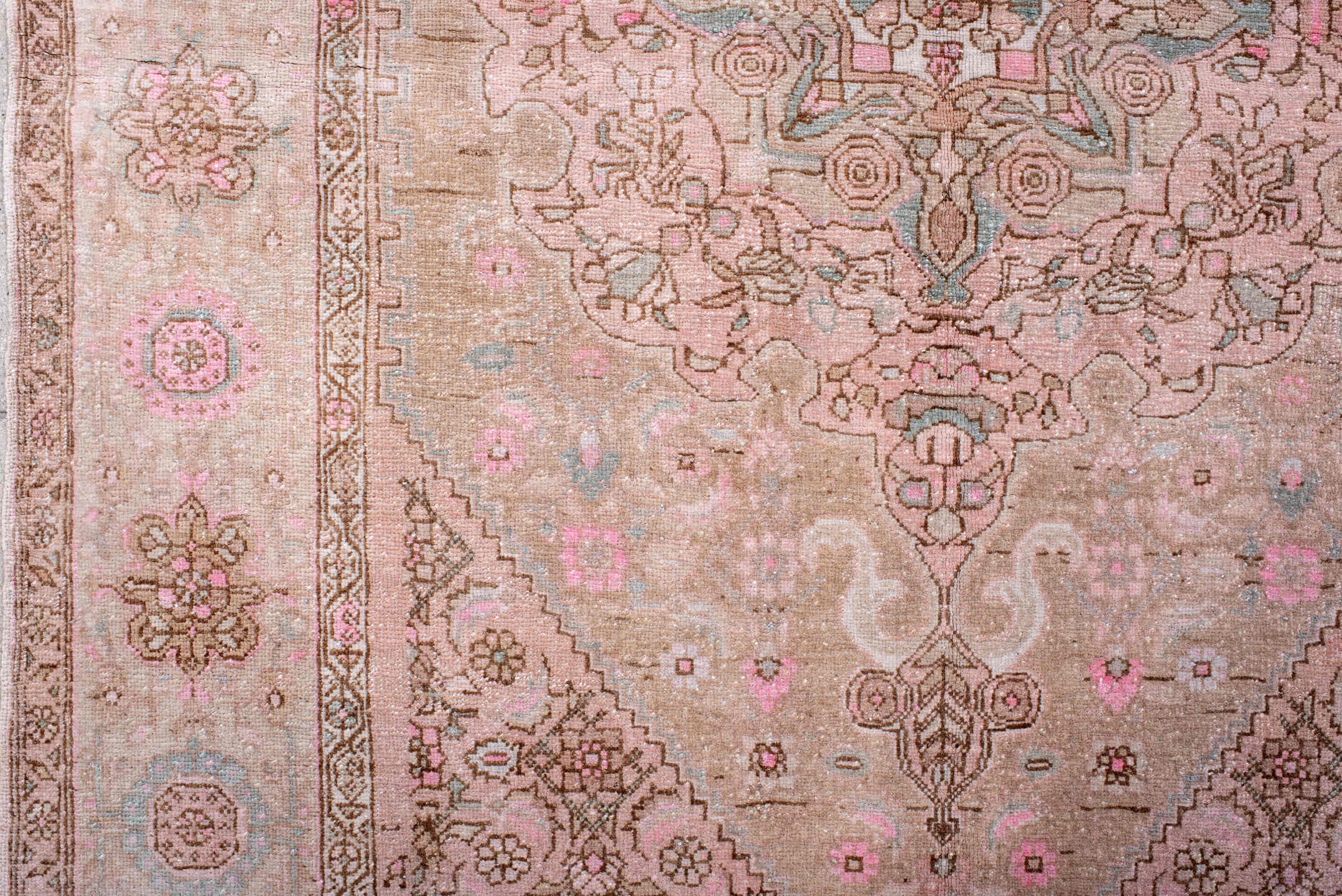 4' x 6' one-of-a-kind handmade antique Sarouk small size rug. Color palette: blush, ivory, taupe, rose, pale blue, brown